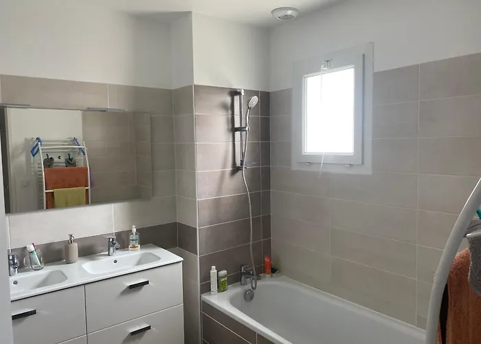 Recente 10mn Du Centre De Bayonne Villa